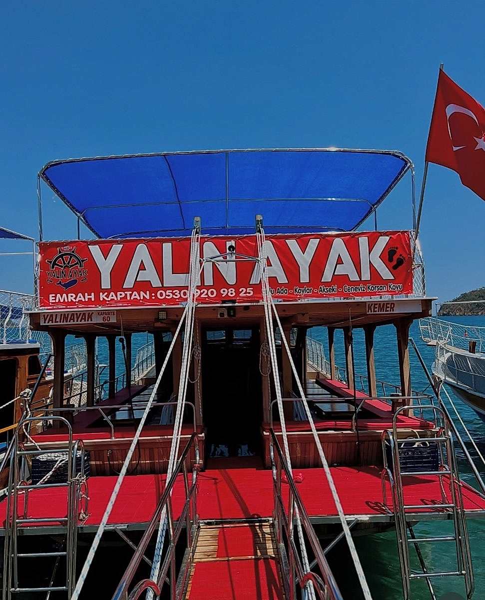 Yalınayak Tekne Ekibi